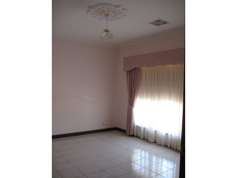 22 Parkview Avenue, Salisbury Downs SA 5108