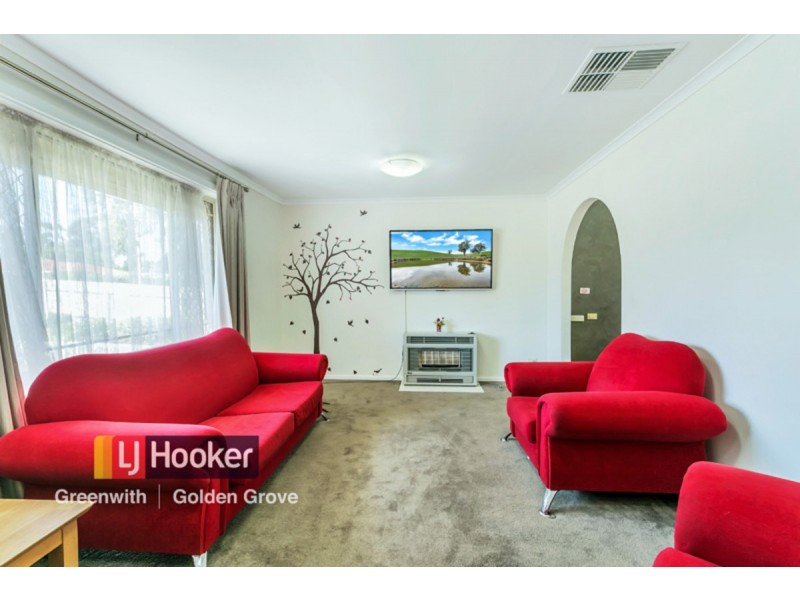 23 Hinkler Crescent, Modbury Heights SA 5092