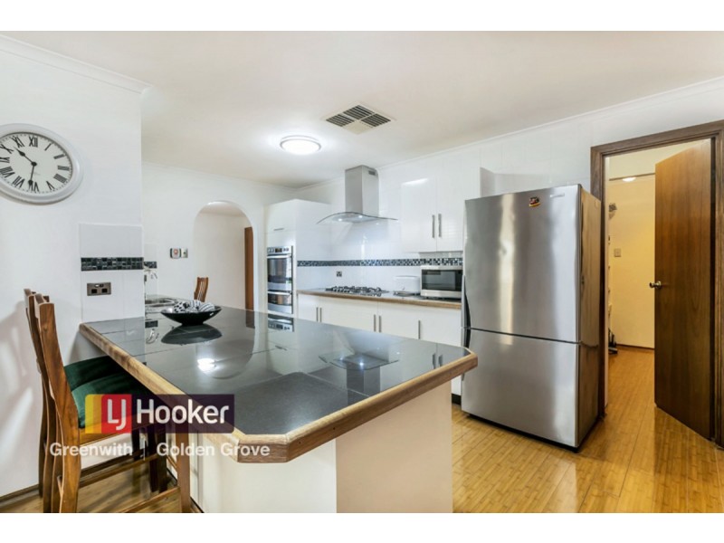 17 Bernacchi Court, Greenwith SA 5125