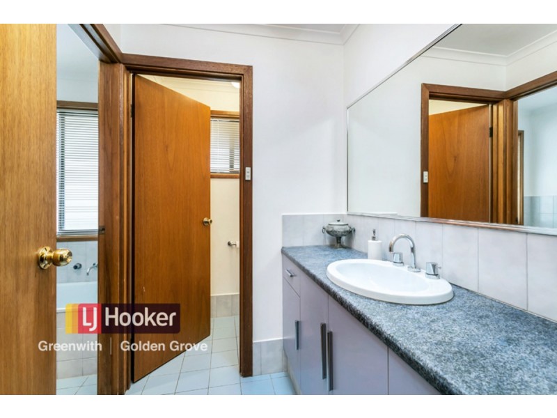 17 Bernacchi Court, Greenwith SA 5125