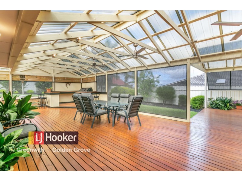 17 Bernacchi Court, Greenwith SA 5125