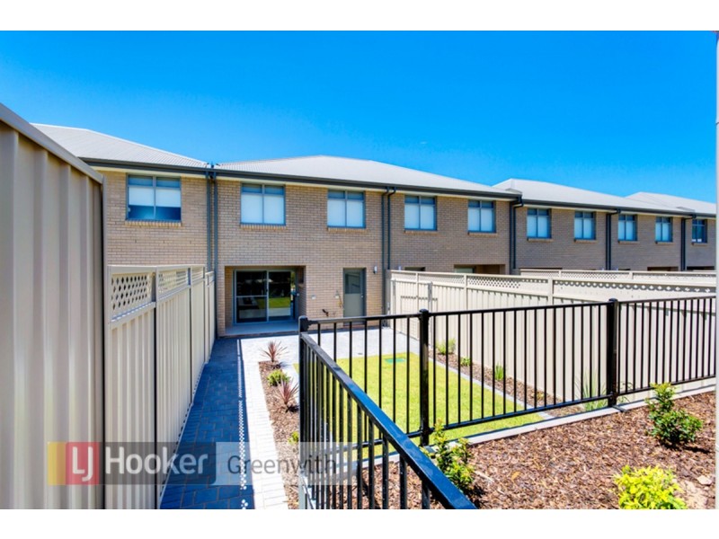17 Oakridge Circuit, Golden Grove SA 5125
