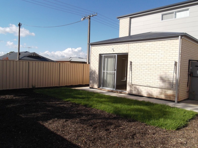 2 Parkside Walk, Smithfield Plains SA 5114