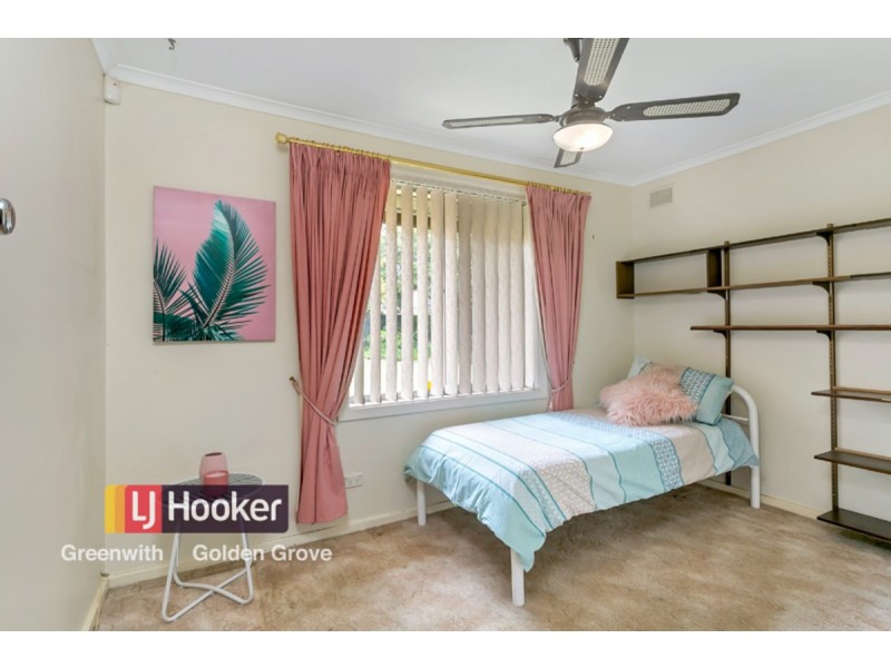 4 Woodlands Road, Elizabeth Downs SA 5113