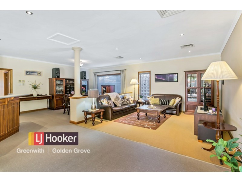 2 Huntingdale Court, Greenwith SA 5125