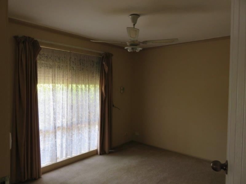 11 Clapton Drive, Paralowie SA 5108