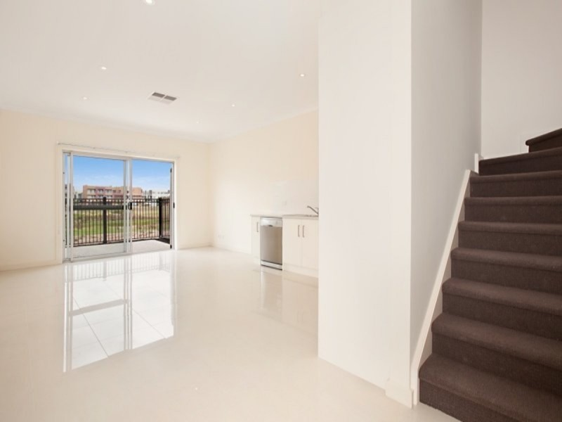 86 Harvey Circuit, Mawson Lakes SA 5095