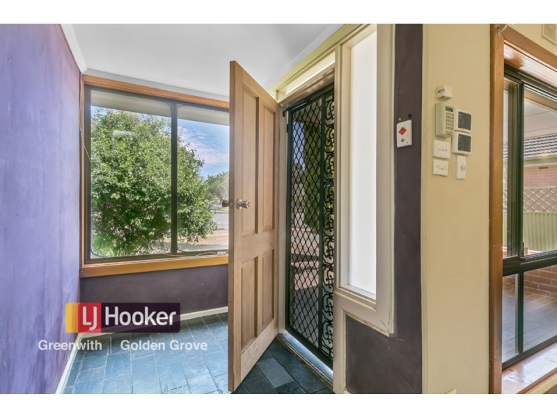 10 Karong Avenue, Brahma Lodge SA 5109