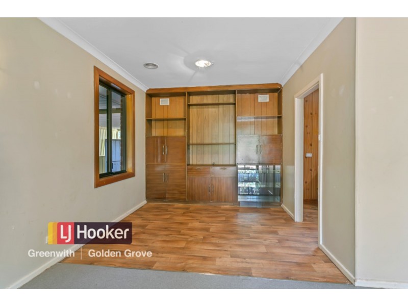 10 Karong Avenue, Brahma Lodge SA 5109