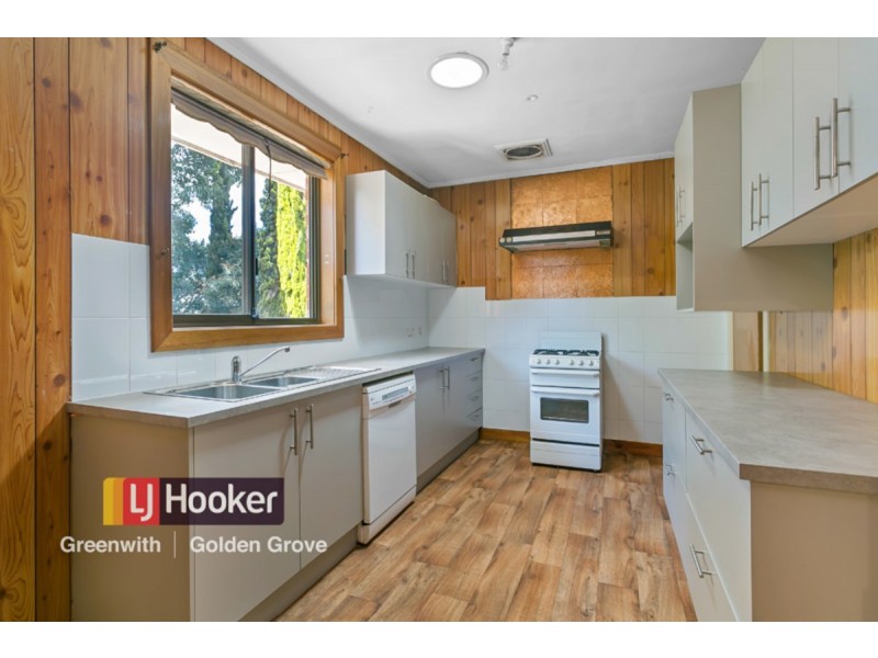 10 Karong Avenue, Brahma Lodge SA 5109