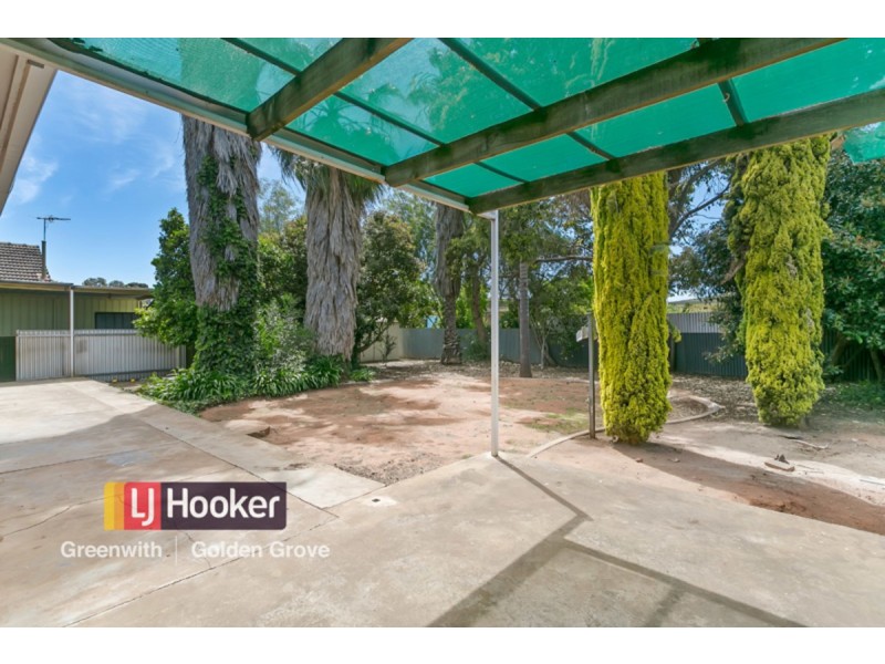 10 Karong Avenue, Brahma Lodge SA 5109