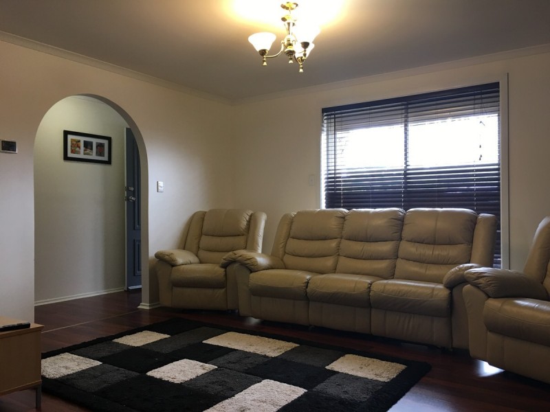 35 Janine Drive, Burton SA 5110