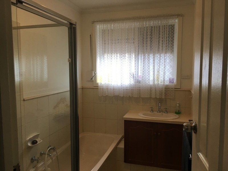 35 Janine Drive, Burton SA 5110