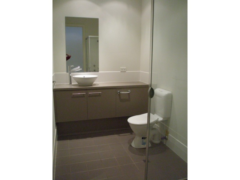 9 Mackenzie Circuit, Mawson Lakes SA 5095