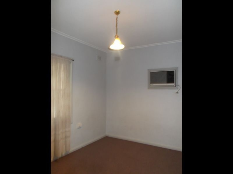 52 Underdown Road, Elizabeth South SA 5112