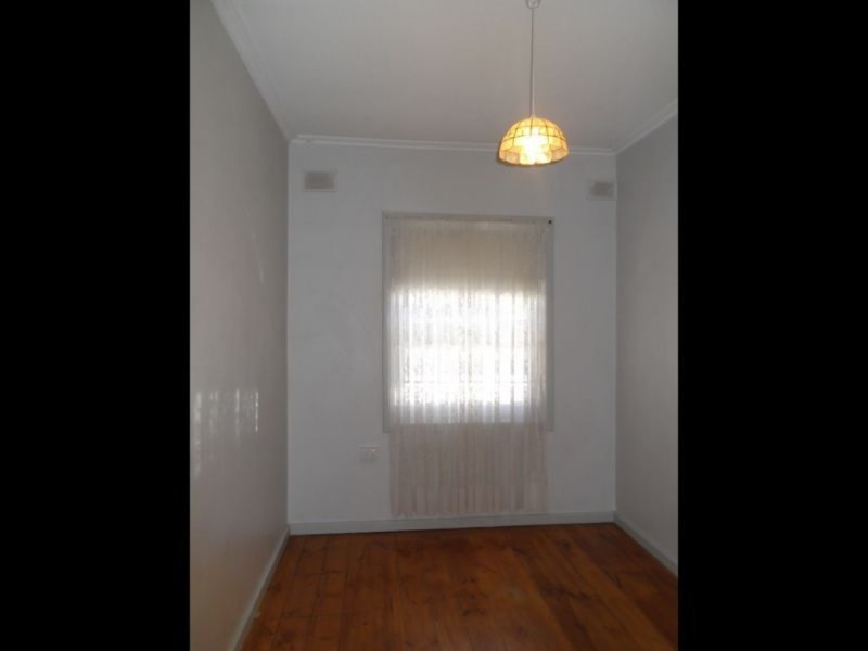 52 Underdown Road, Elizabeth South SA 5112