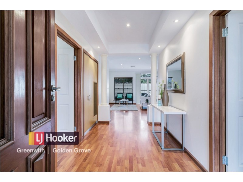 2 Oakley Street, Redwood Park SA 5097