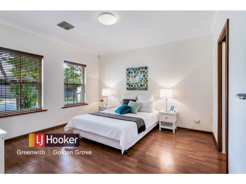 2 Oakley Street, Redwood Park SA 5097