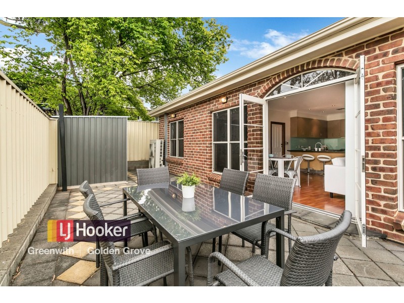 2 Oakley Street, Redwood Park SA 5097