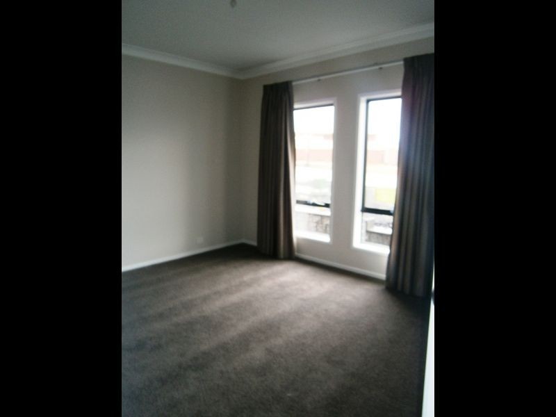 42 Settlers Hill Drive, Golden Grove SA 5125