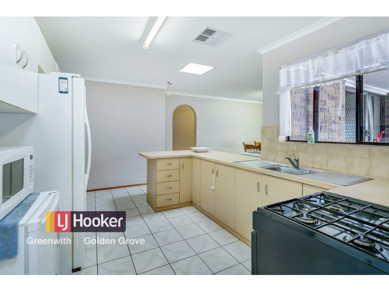 5 Zanoni Crescent, Surrey Downs SA 5126