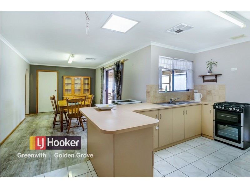 5 Zanoni Crescent, Surrey Downs SA 5126