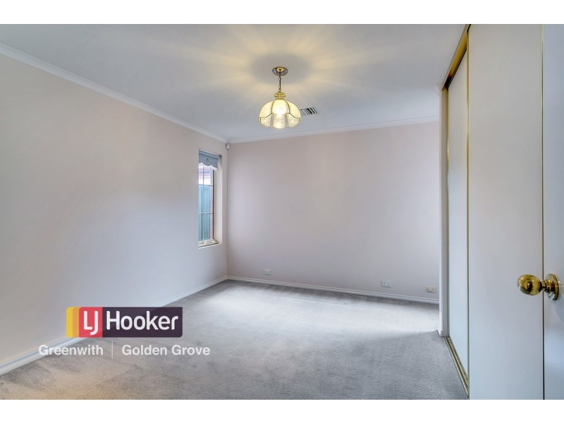 13 Lake Magenta Court, Greenwith SA 5125