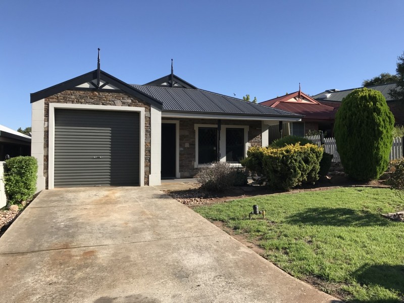 15 Debenham Court, Greenwith SA 5125