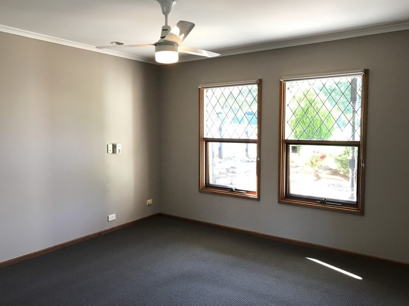 15 Debenham Court, Greenwith SA 5125