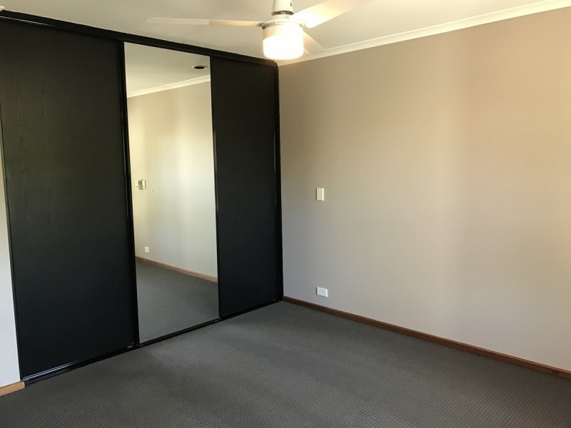 15 Debenham Court, Greenwith SA 5125