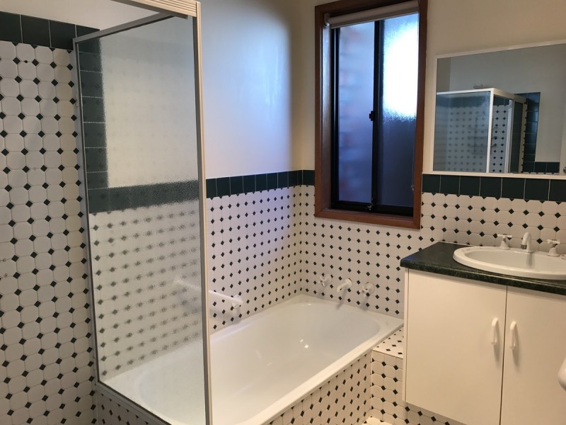 15 Debenham Court, Greenwith SA 5125