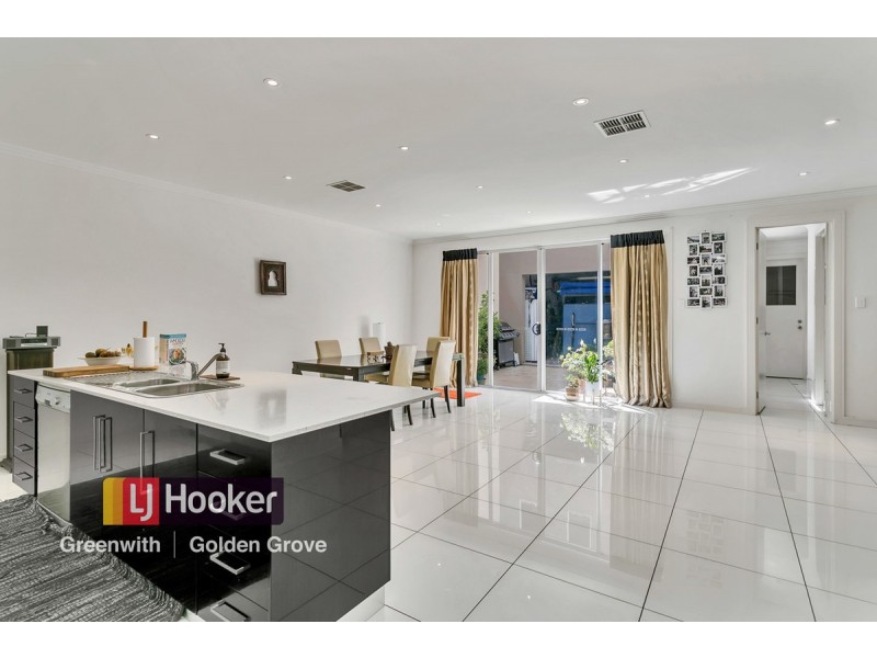 12 Riverside Street, Mawson Lakes SA 5095