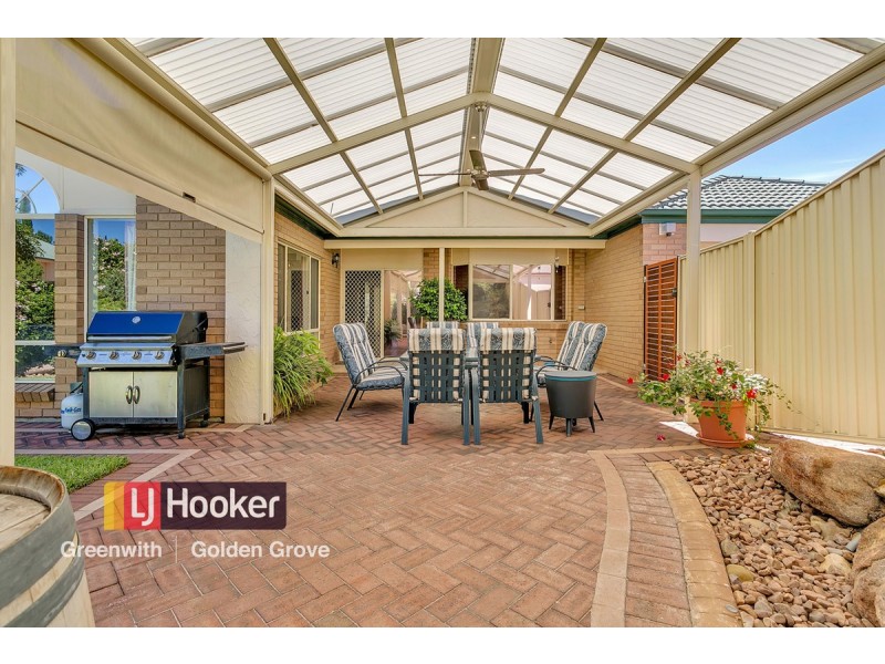 2 Springton Lane, Greenwith SA 5125