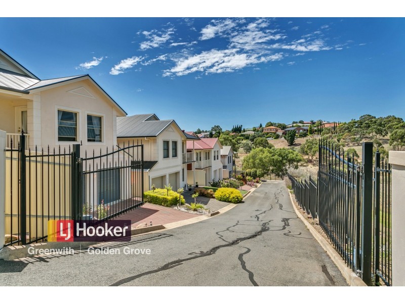 8/4 McCann Place, Greenwith SA 5125