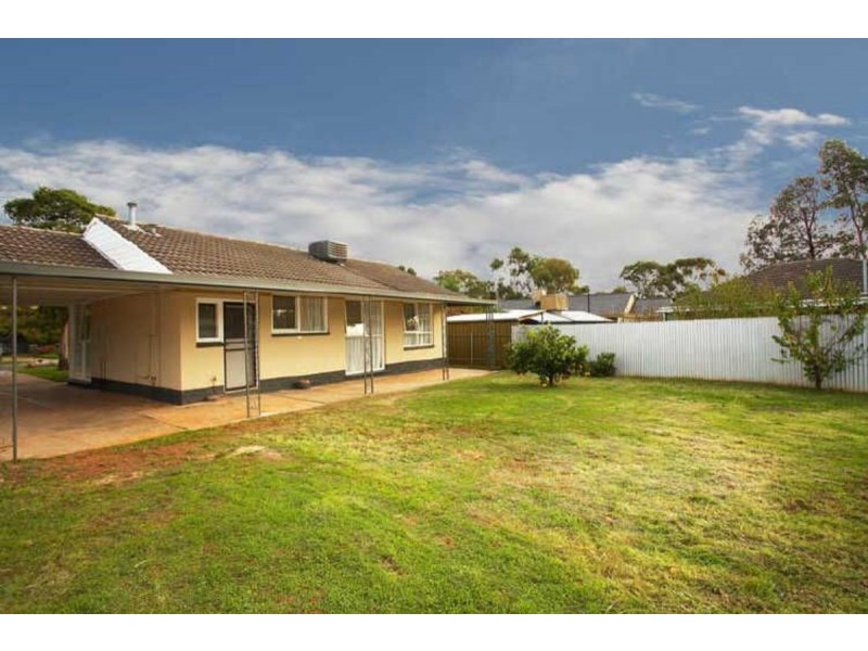 4 Briar Avenue, Salisbury East SA 5109