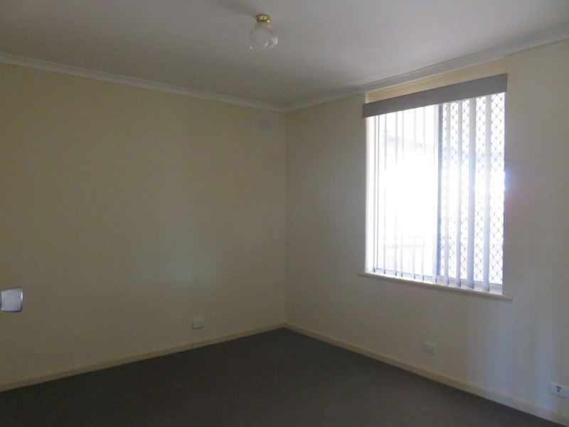 14 Mayo Crescent, Salisbury Downs SA 5108