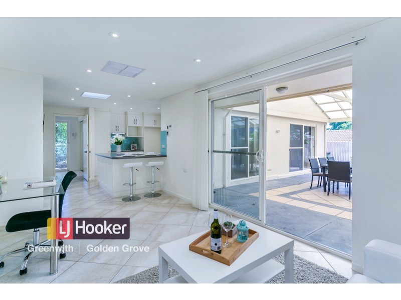 11 Janlyn Road, Vista SA 5091