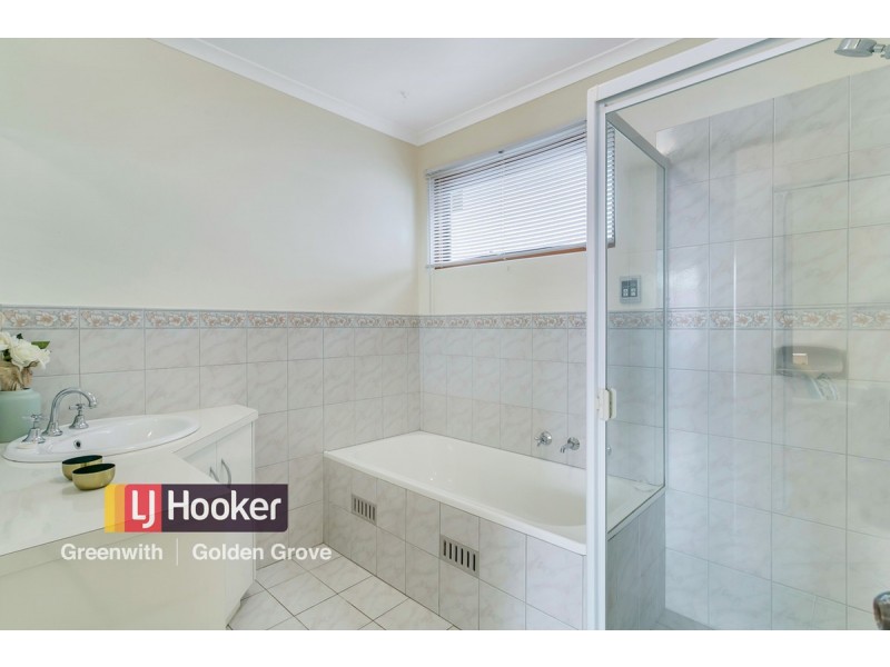 11 Janlyn Road, Vista SA 5091