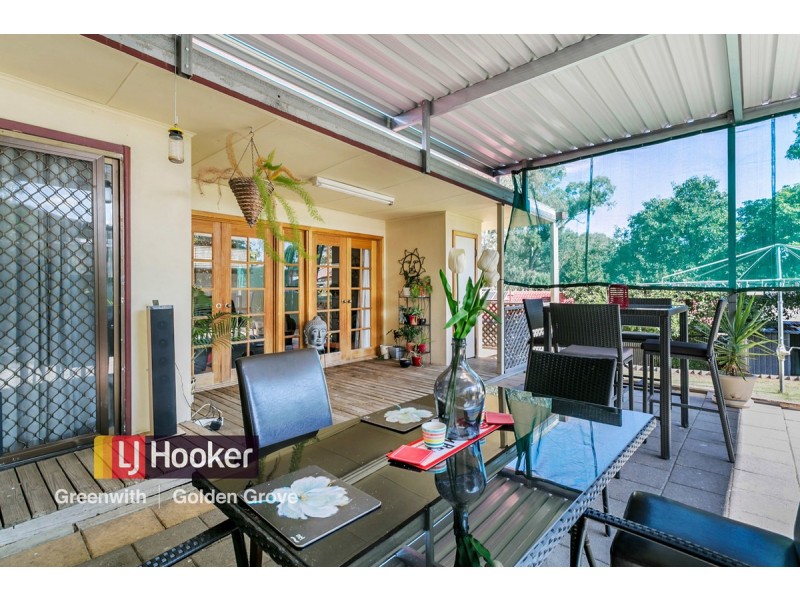 2 Wynyard Place, Redwood Park SA 5097