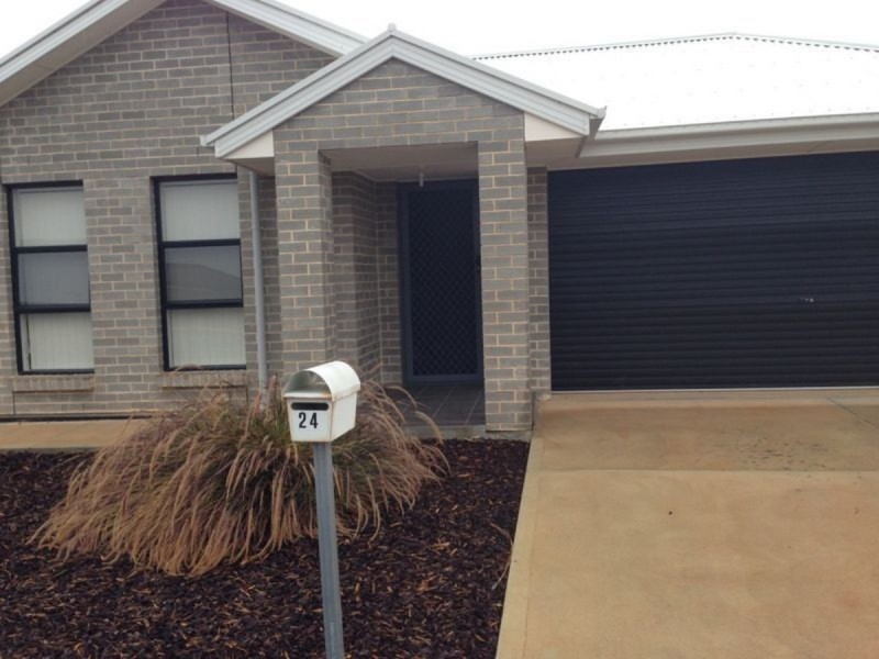 24 Neilson Court, Munno Para West SA 5115