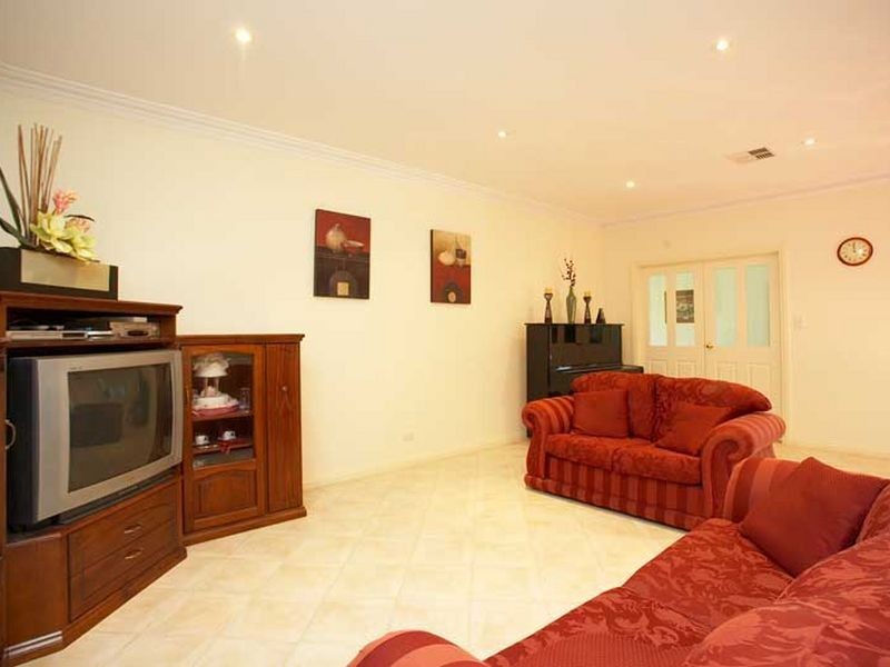 75 Reuben Richardson Road, Greenwith SA 5125