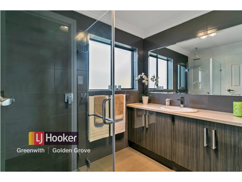 4 Sydney Drive, Salisbury Heights SA 5109