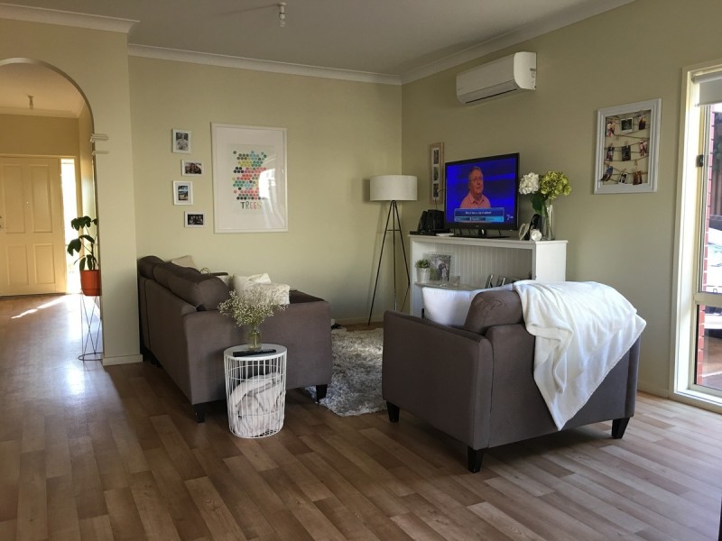 35 Brooklyn Chase, Greenwith SA 5125