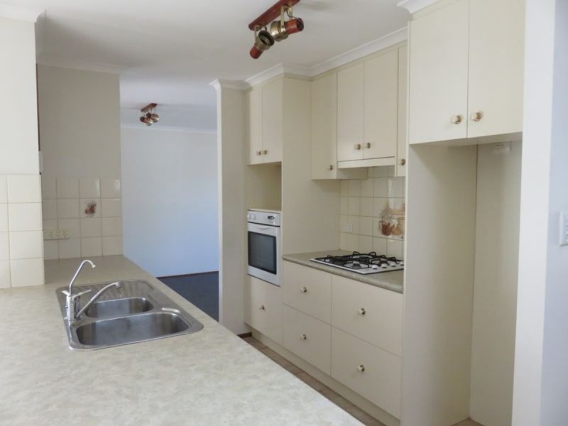 16 Harvest Court, Andrews Farm SA 5114