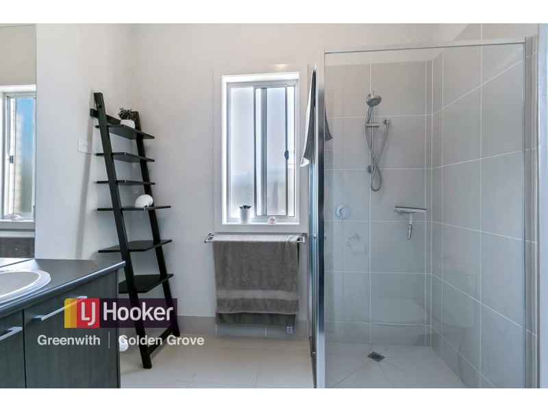 42 Broadwater Place, Blakeview SA 5114