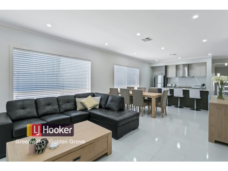 42 Broadwater Place, Blakeview SA 5114