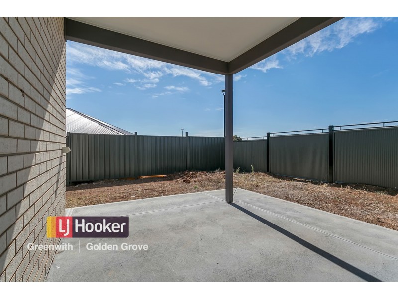 42 Broadwater Place, Blakeview SA 5114