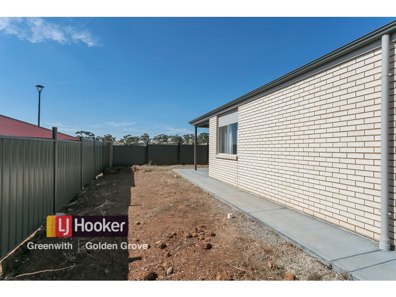 42 Broadwater Place, Blakeview SA 5114