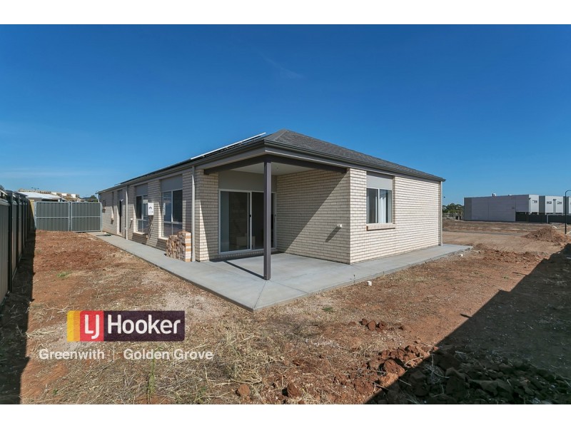 42 Broadwater Place, Blakeview SA 5114