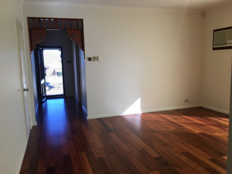 6 Glenmore Close, Greenwith SA 5125